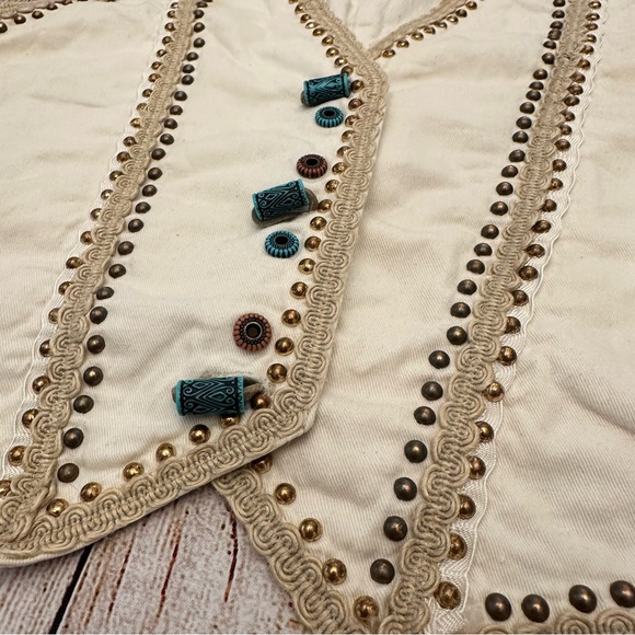 Vtg Cache Cream Studded Vest Small Turquoise Beaded Biker Boho Festival Western - Picture 2 of 8